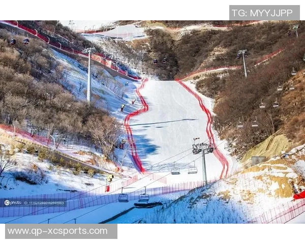 国家高山滑雪中心“雪飞燕”今冬将有序敞开13条专业雪道 国家高山滑雪中心“雪飞燕”今冬将有序敞开13条专业雪道
